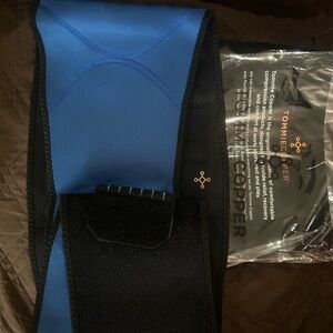 Tommie Copper Blue and Black Support Belt. SIZE SMALL/MED